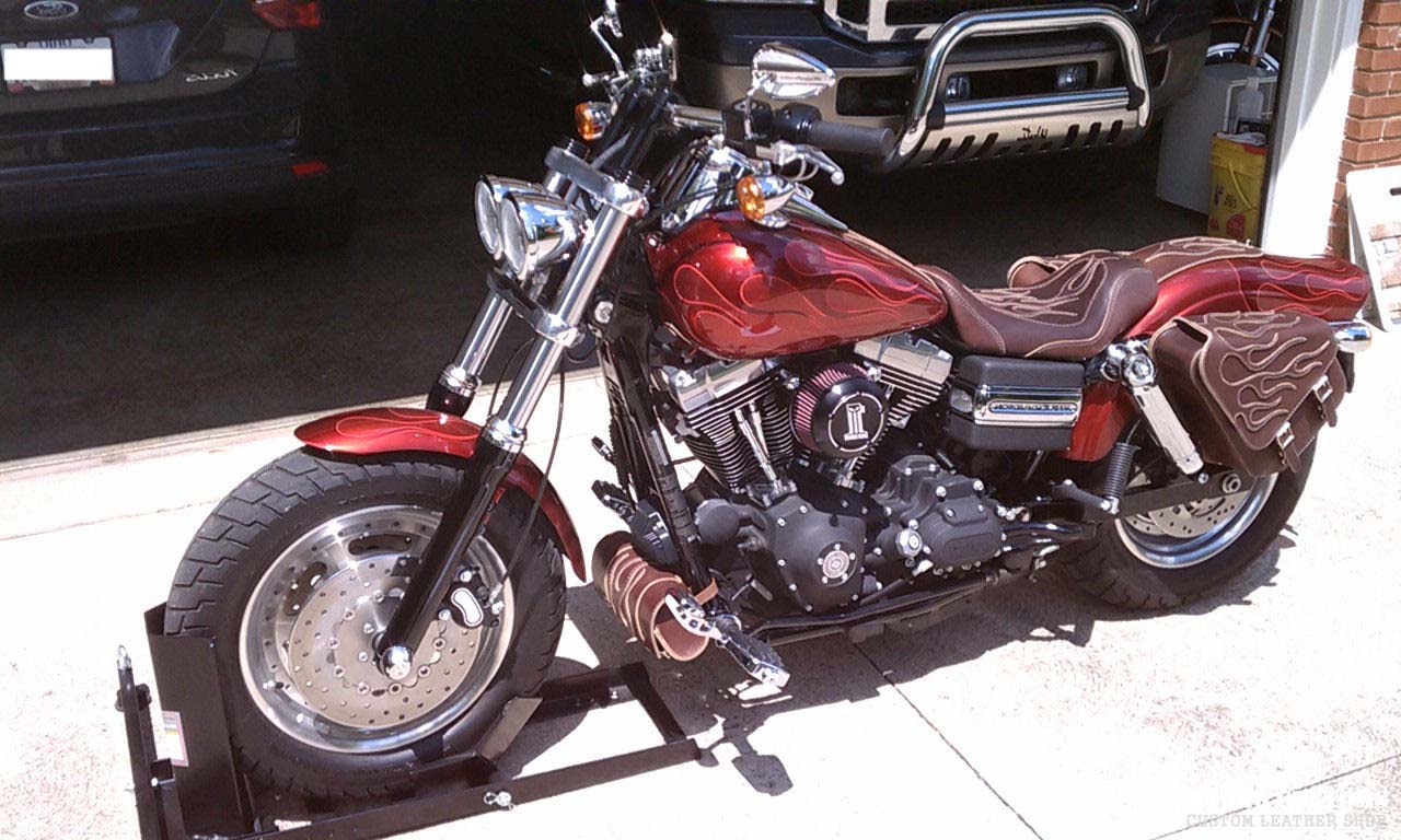 Custom Leather Flame Seat & Saddlebags Set | Harley-Davidson Dyna